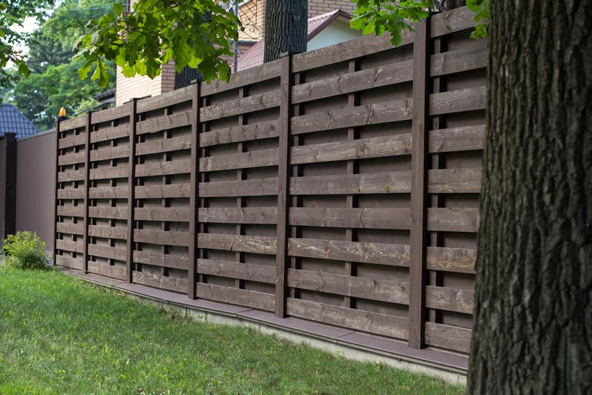 GARDEN-WOOD-FENCE-BUILDING-COMPANY-DORSET